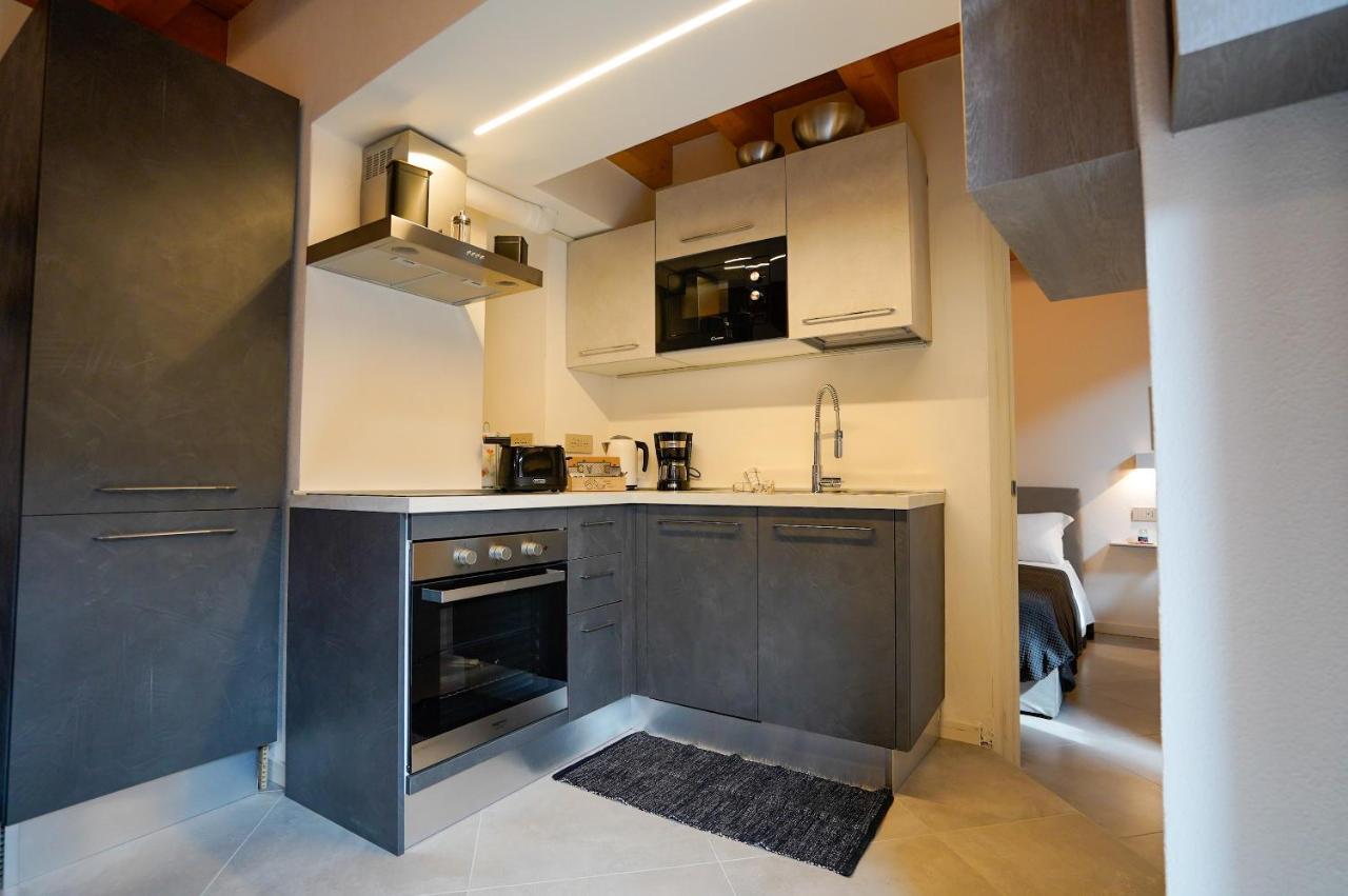 Apartment Aureggio เบลลาโจ ภายนอก รูปภาพ